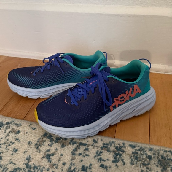 Hoka Rincon 3 - Perfect Condition - Picture 5 of 6